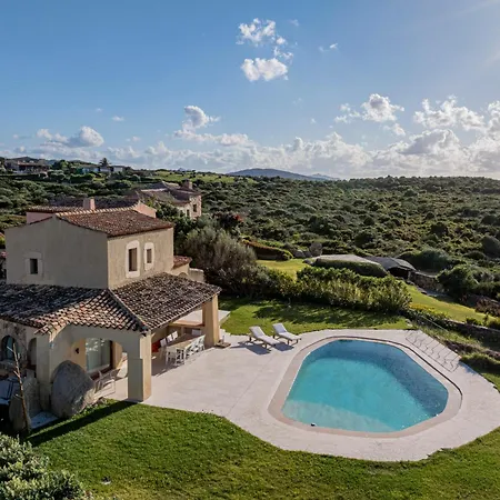 Lighthouse 5 - Vila Porto Cervo